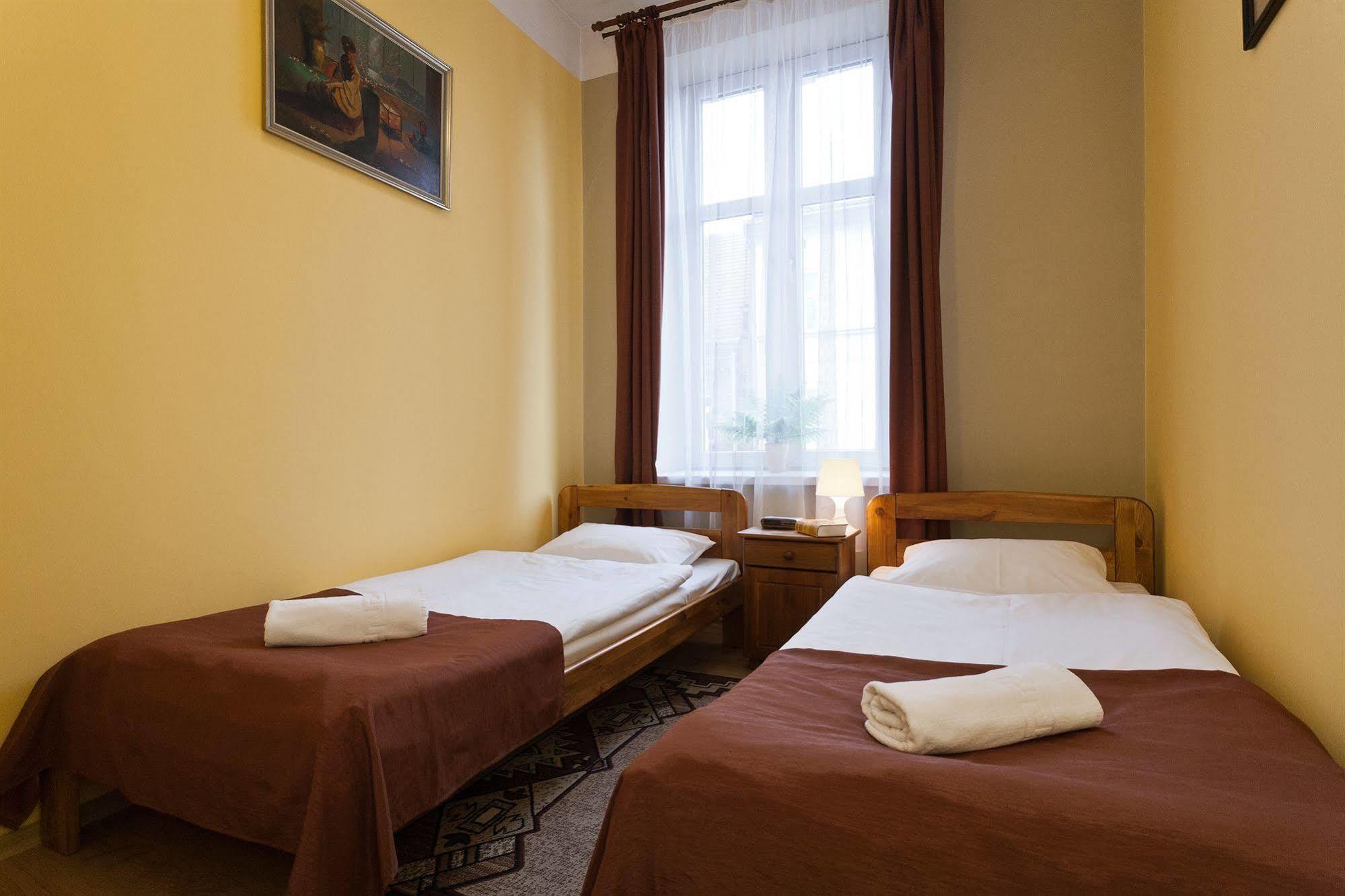 Enigma Hostel Krasków Eksteriør bilde