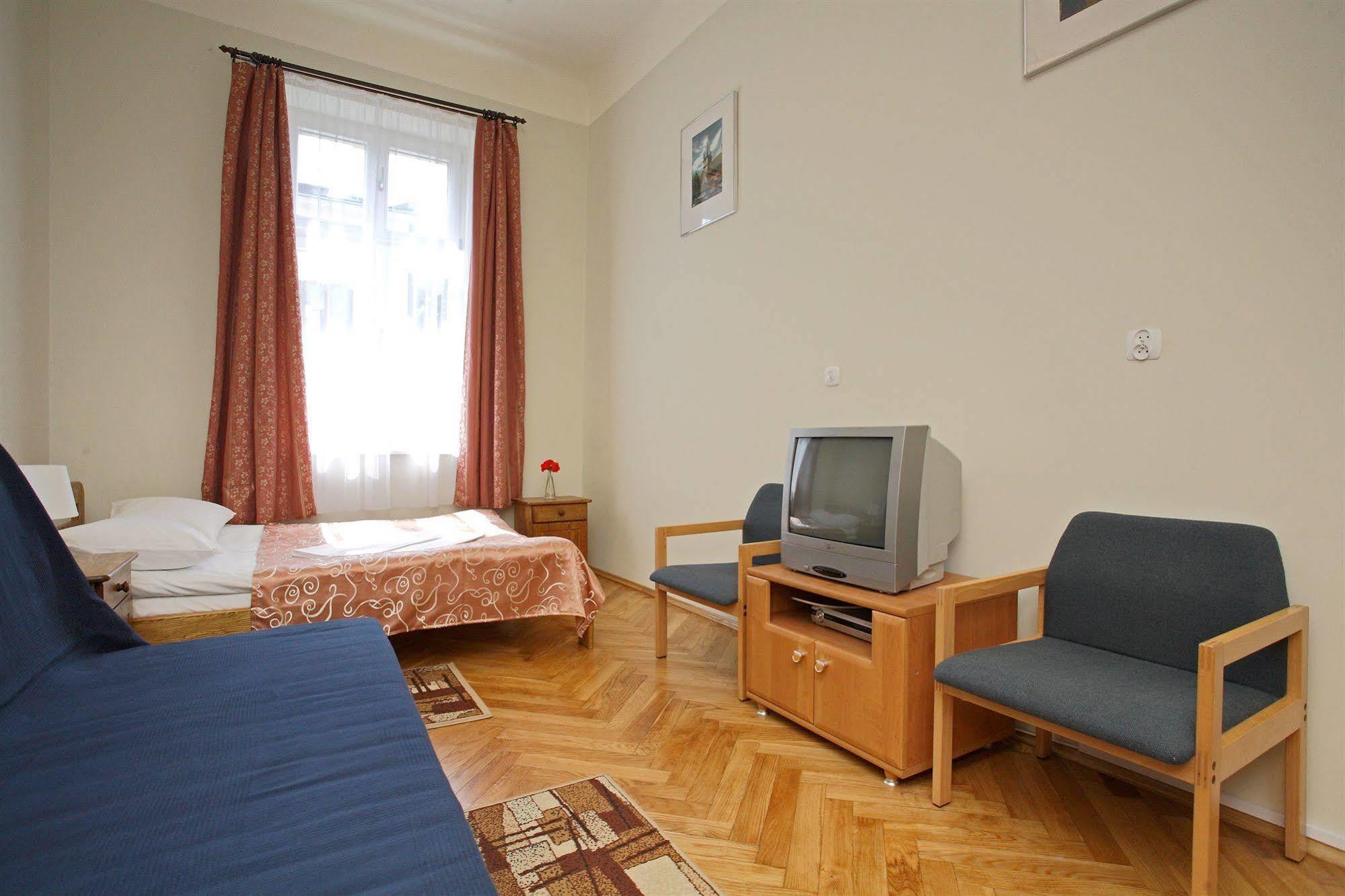 Enigma Hostel Krasków Eksteriør bilde
