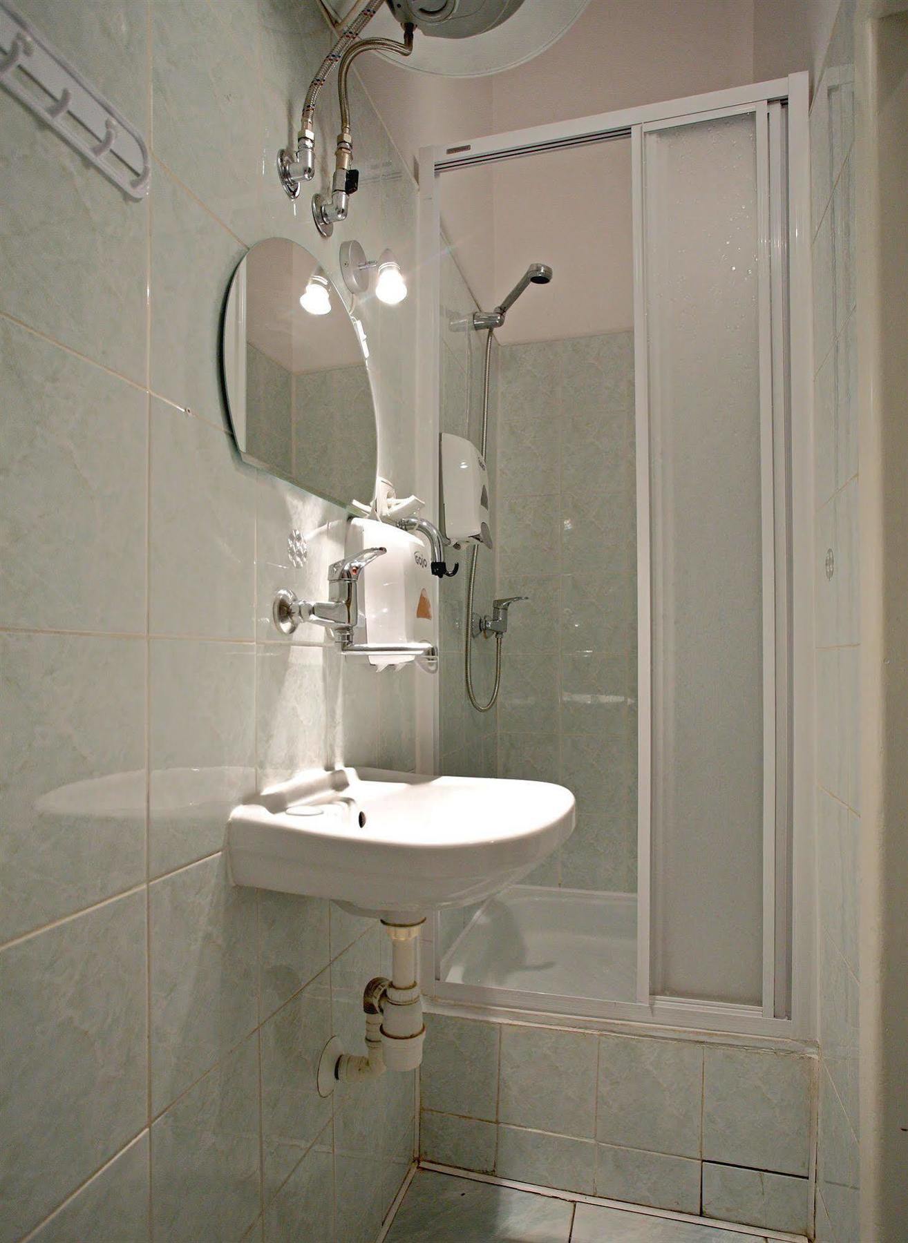 Enigma Hostel Krasków Eksteriør bilde