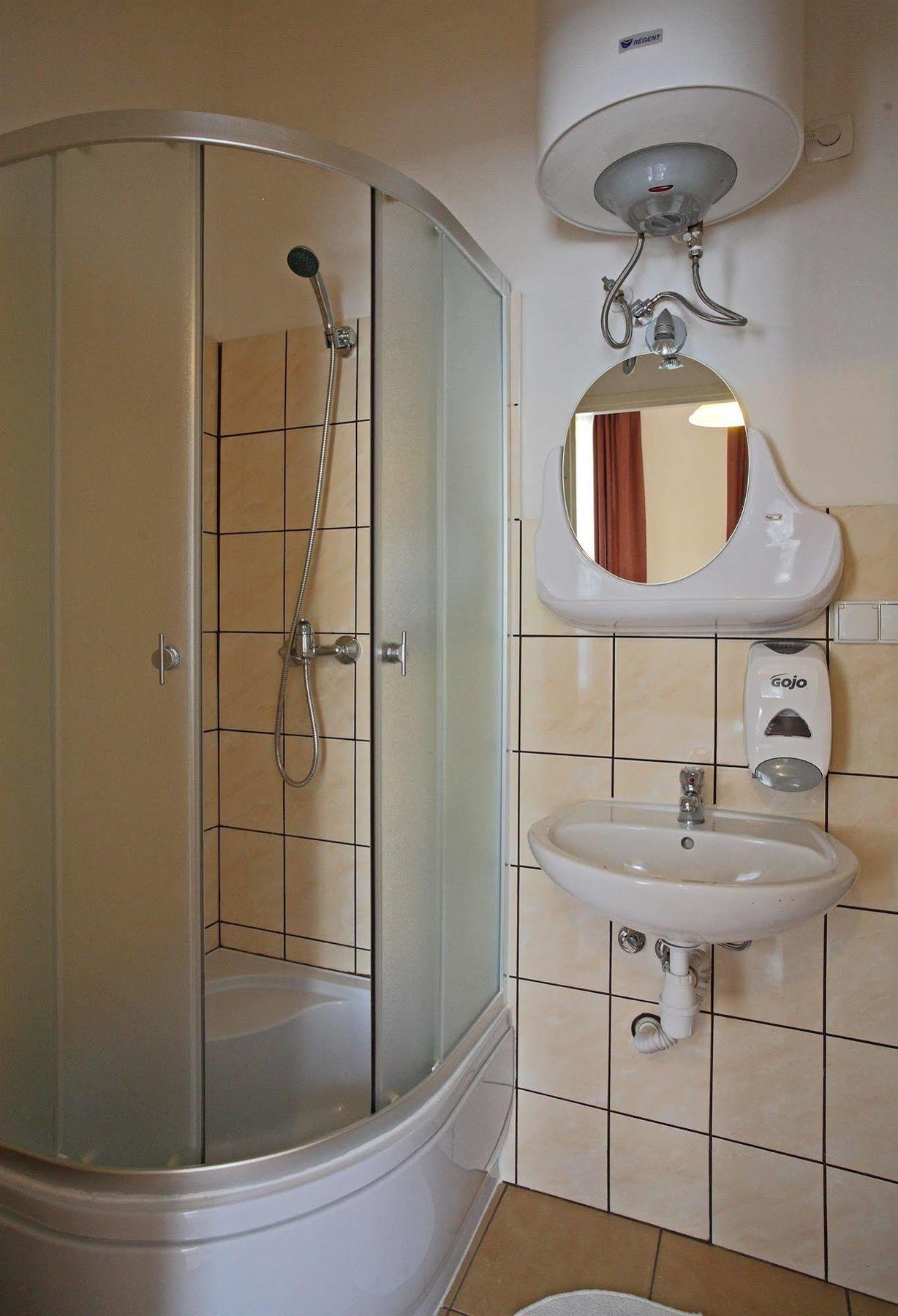 Enigma Hostel Krasków Eksteriør bilde