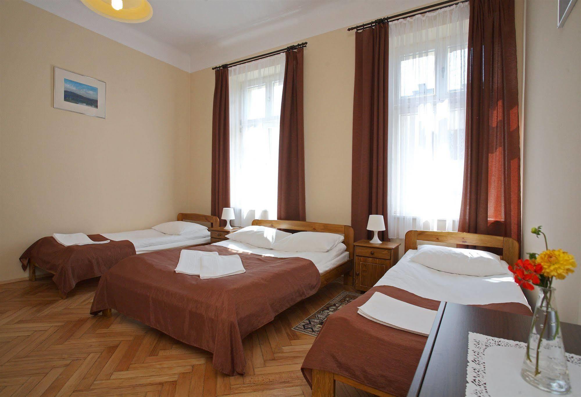 Enigma Hostel Krasków Eksteriør bilde
