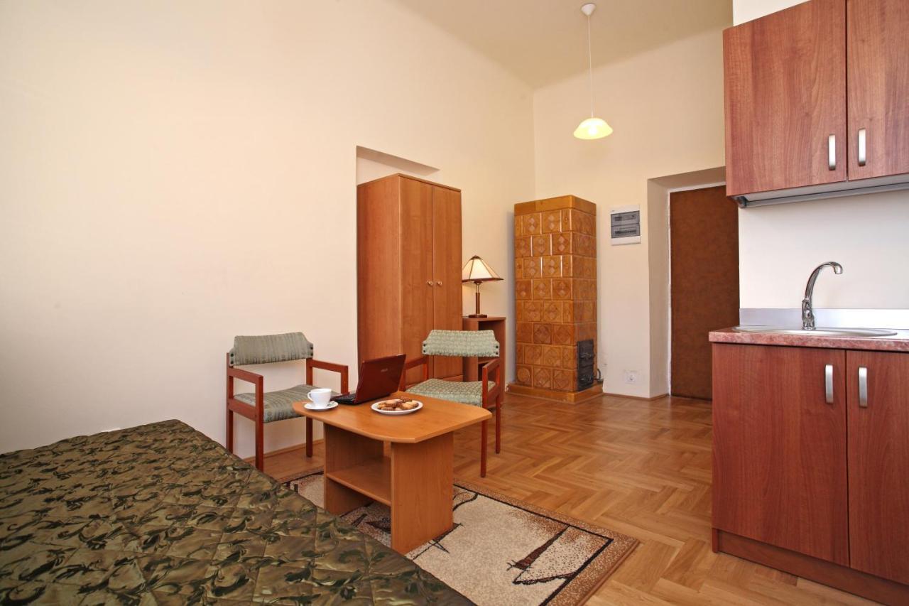 Enigma Hostel Krasków Rom bilde